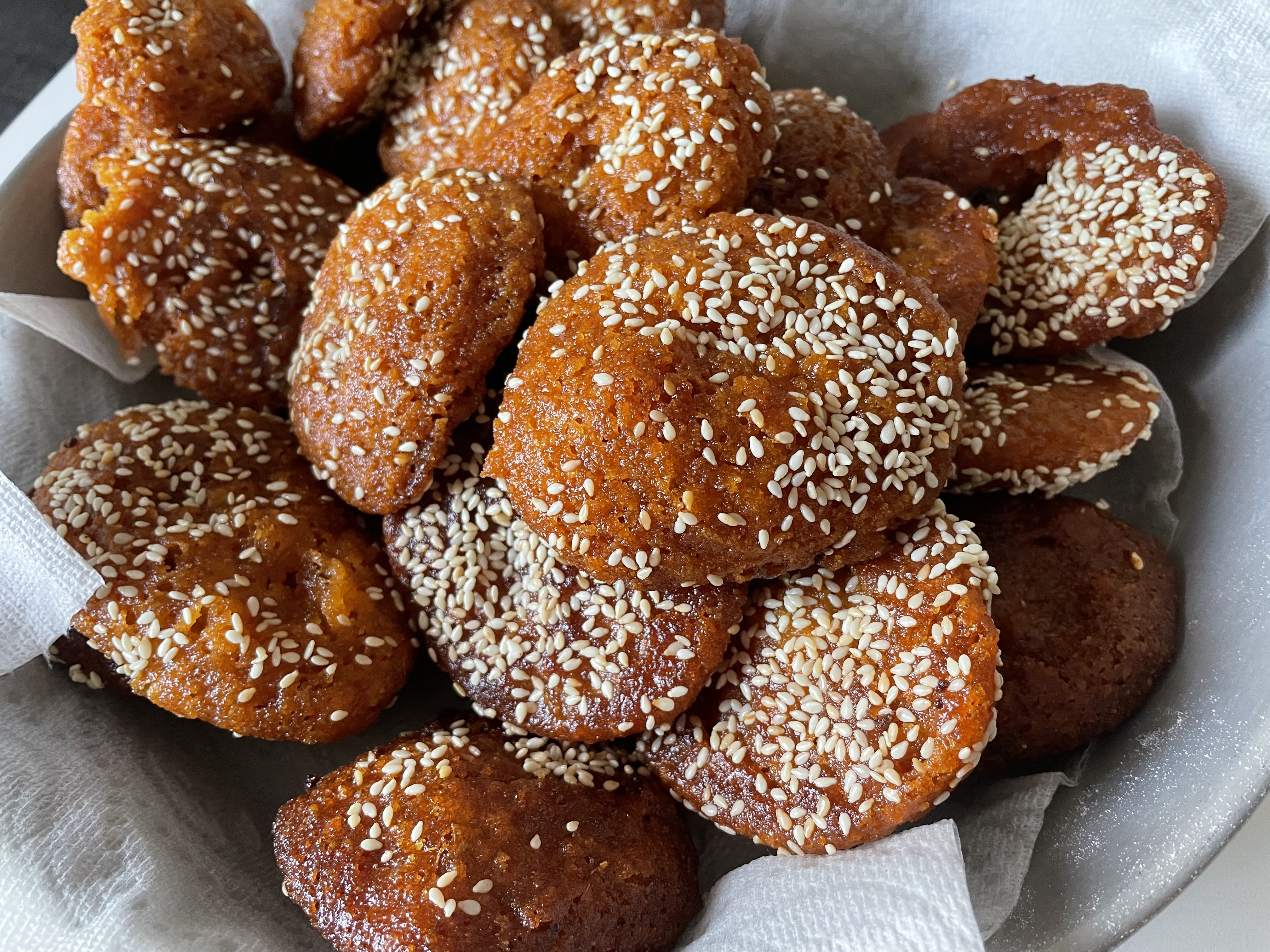 A plate of golden fried vada